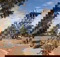 Merredin Railway Water Tower - Lightning Ridge Tourism