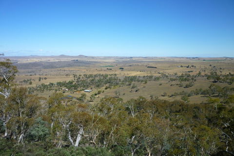 Mount Gladstone - Lightning Ridge Tourism 1