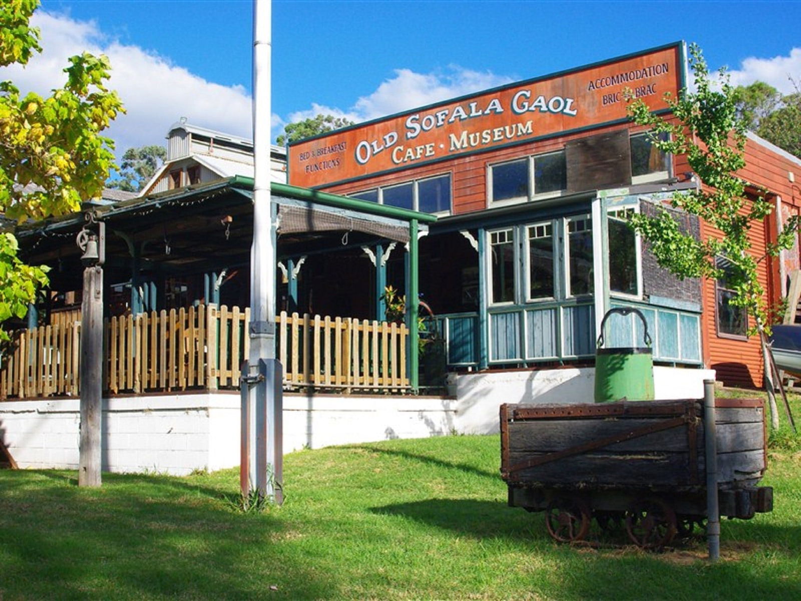 Mount Panorama NSW Lightning Ridge Tourism