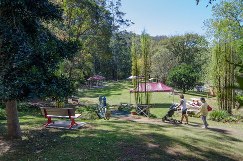 Spring Bluff Railway Station - Lightning Ridge Tourism 2