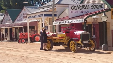 The Village, Historic Loxton - Lightning Ridge Tourism 0