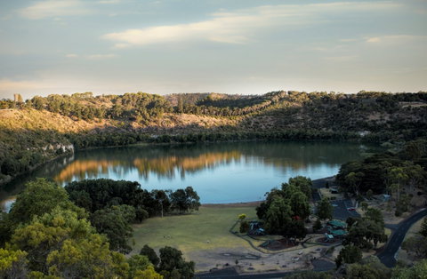 Valley Lake Recreation Area - Lightning Ridge Tourism 2
