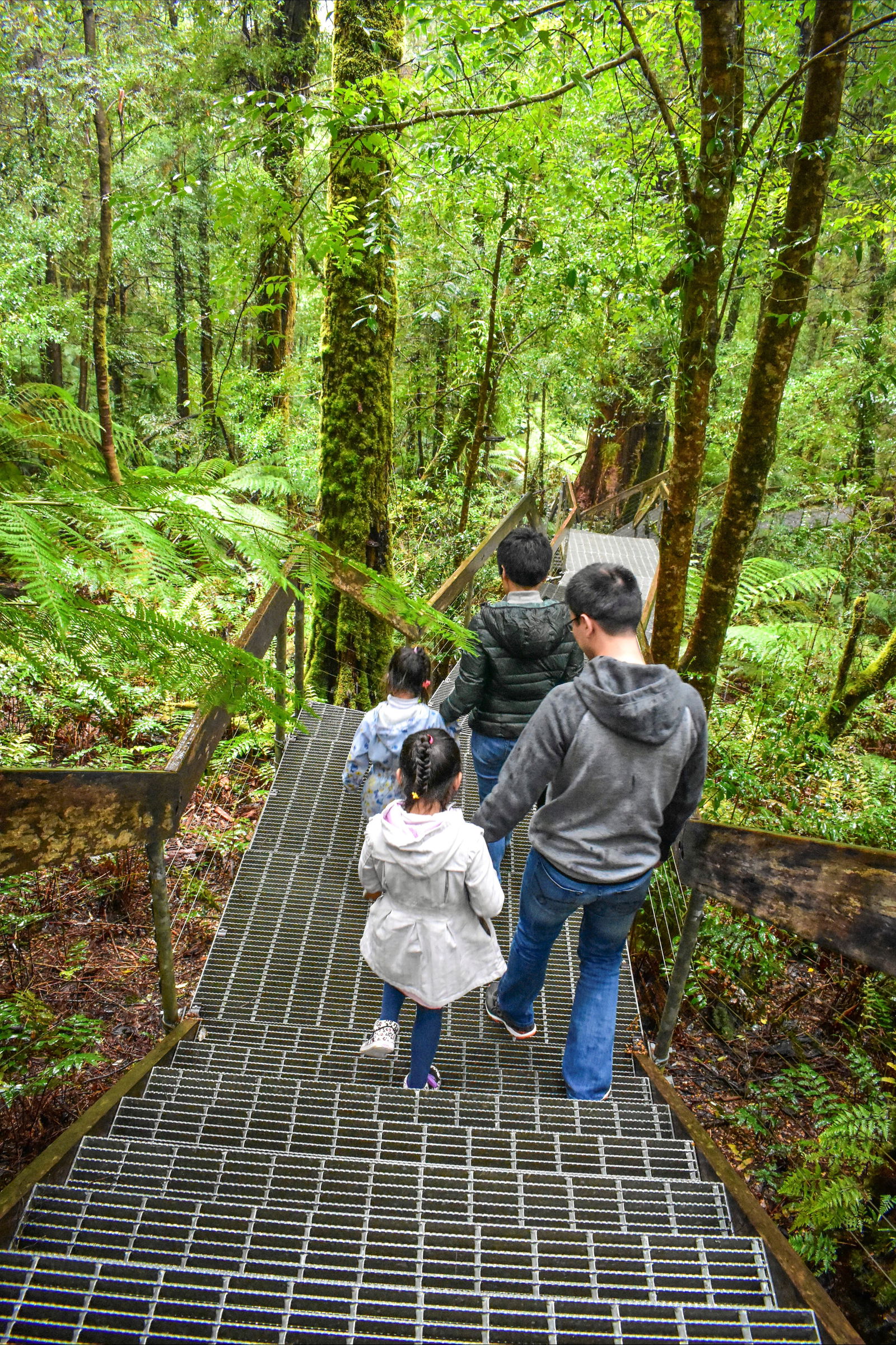 Reefton VIC Lightning Ridge Tourism