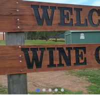 WCPTHV  Wine Country Private Transfers - Lightning Ridge Tourism