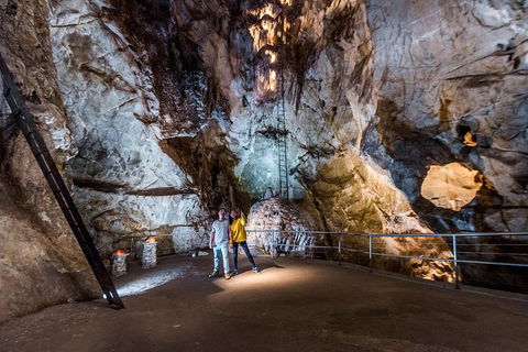 Jenolan Caves: Lucas Cave Tour - Lightning Ridge Tourism 1