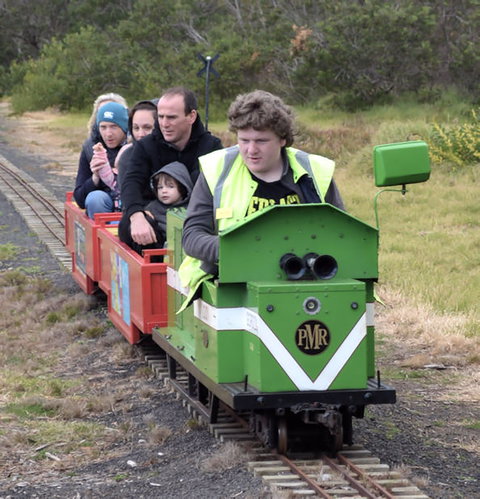 Portarlington Bayside Miniature Railway - Lightning Ridge Tourism 1