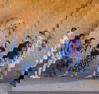 Discover Uluru Aboriginal Art  Culture 4.5 Hours Tour - Lightning Ridge Tourism