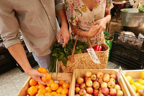 Sunshine Coast Eumundi Markets Return Minibus Transfer - Lightning Ridge Tourism 3
