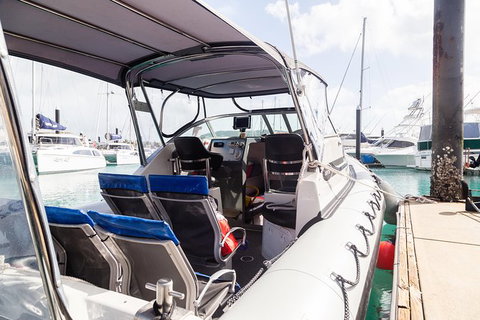 Private Standard Charter Experience In Whitsundays - Lightning Ridge Tourism 4