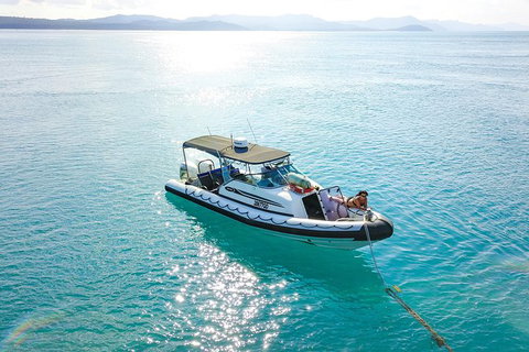 Private Standard Charter Experience In Whitsundays - Lightning Ridge Tourism 1