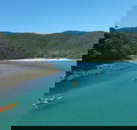 Great Keppel Island Leekes Creek Guided Kayak Tour - Lightning Ridge Tourism