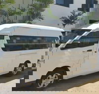 Airport Transfer to or from Cairns hotels for up to 13 people 7am-10pm - Lightning Ridge Tourism