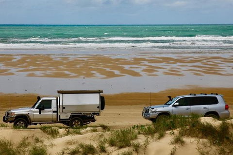Tropical Beach Adventure - Private 4X4 Day Tour With Pickup - Lightning Ridge Tourism 7