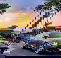 Maserati Quattroporte Limousine Transfer Cairns Airport to City - Lightning Ridge Tourism