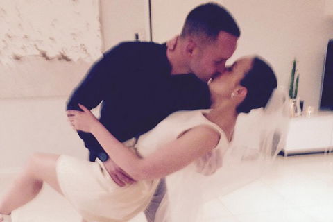 Elope In Paradise - Weddings At Mission Beach - Lightning Ridge Tourism 0