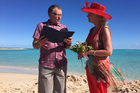 Elope In Paradise - Weddings At Mission Beach - Lightning Ridge Tourism 4