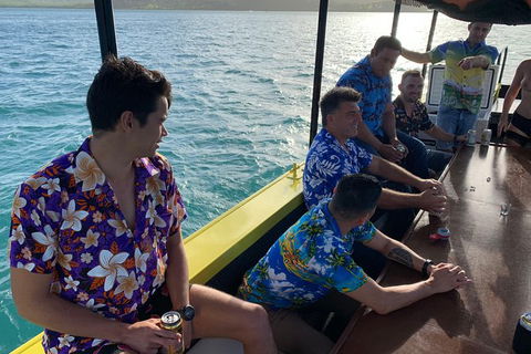 Airlie Beach Sunset Private Charter - Lightning Ridge Tourism 1