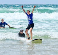 2-Hours Coolum Beach Beginner Surf Lesson with Instructor - Lightning Ridge Tourism