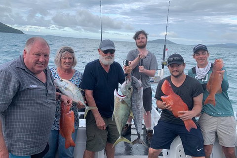 Great Barrier Reef Fishing Charter - Lightning Ridge Tourism 5