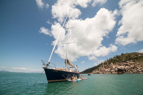 Helicopter And Magnetic Island Sailing - Lightning Ridge Tourism 0