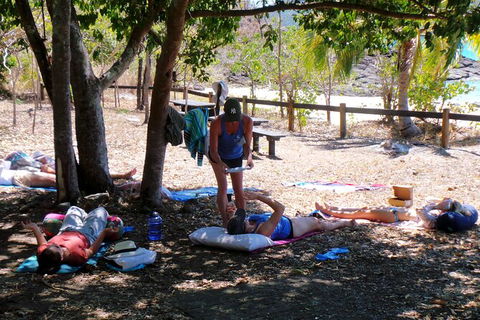 Small-Group Queensland Full-Day Sail Retreat Experience - Lightning Ridge Tourism 1