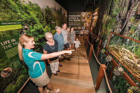 Cairns Aquarium Tour By Twilight With Drink And Appetiser - Lightning Ridge Tourism 3