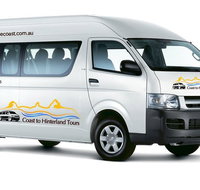 13 Seat Minibus  Sunshine Coast Airport Private Transfer - Lightning Ridge Tourism