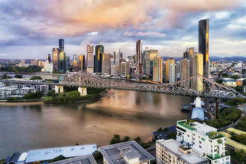Arrival Private Transfers: Brisbane Airport BNE To Brisbane In Luxury Van - Lightning Ridge Tourism 3