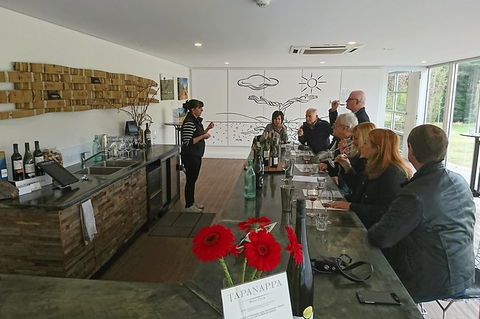 Adelaide Hills Regional / Hahndorf German Village Tour - Lightning Ridge Tourism 7