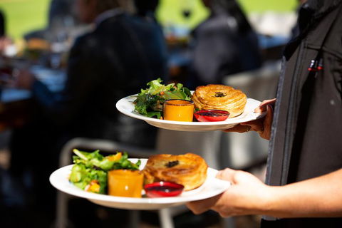 Walk, Taste, Graze - Experience At Pindarie - Lightning Ridge Tourism 5