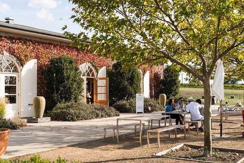 Yarra Valley Premium Tour Lunch And Sparkling And Oyster Match At Coombe Estate - Lightning Ridge Tourism 4