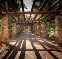Hidden Secrets  Araluen Guided Hike - Lightning Ridge Tourism