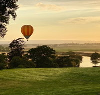 Ballooning over the Avon Valley Perth - Lightning Ridge Tourism