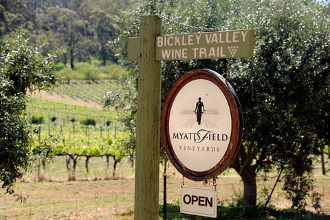 Bickley Valley Wine & Cider Tour - Premium Small Group Tour - Lightning Ridge Tourism 5
