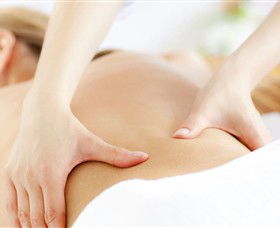 Island Healing - Health Spa Phillip Island - Lightning Ridge Tourism 0