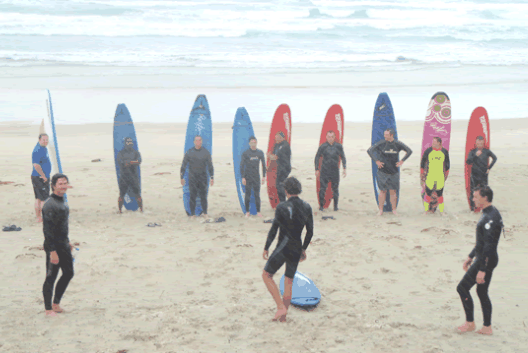 Jervis Bay Surfing Lessons - Lightning Ridge Tourism 0