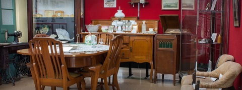 Townsville Museum And Historical Society - Lightning Ridge Tourism 7