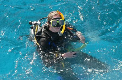 Adrenalin Snorkel And Dive - Lightning Ridge Tourism 2