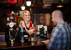 PJ O'Brien's Irish Pub - Lightning Ridge Tourism 3