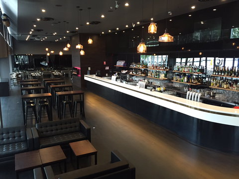 Watermark Docklands - Lightning Ridge Tourism 2