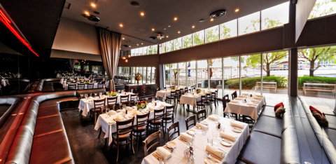 Watermark Docklands - Lightning Ridge Tourism 7