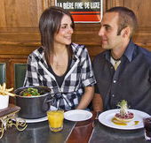 Vinous Wine Bar - Lightning Ridge Tourism