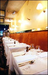 Cooley's Hotel - Lightning Ridge Tourism 1