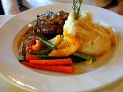 Cooley's Hotel - Lightning Ridge Tourism 3