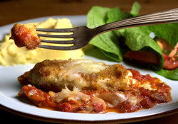 All Year Round Tavern - Lightning Ridge Tourism 3