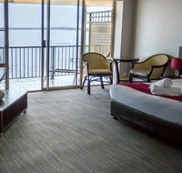 The Beachcomber Hotel - Lightning Ridge Tourism