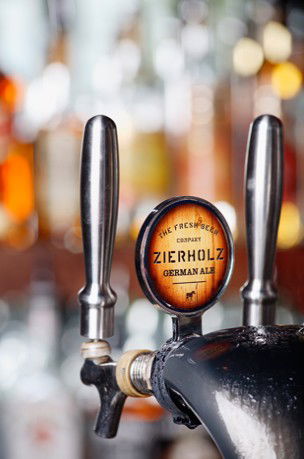 Zierholz Premium Brewery - Lightning Ridge Tourism 0