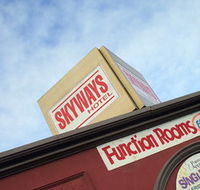 Skyways Hotel - Lightning Ridge Tourism