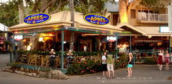 Apres Beach Bar & Grill - Palm Cove - Lightning Ridge Tourism 0