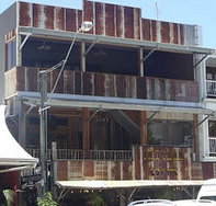 Ironbar Saloon - Lightning Ridge Tourism